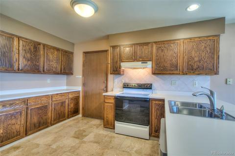 17128 Evans Dr, Aurora, CO 80013 photo 12