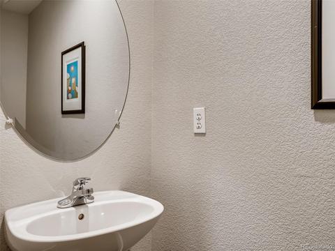 8735 E 25th Ave, Denver, CO 80238 photo 11