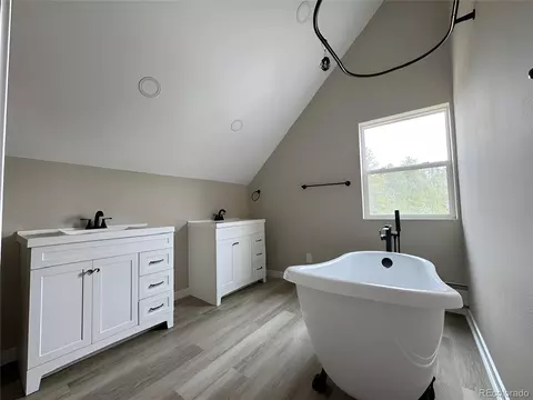 Bath - 10635 Crystal Dr, Morrison, CO 80465 photo 2 of 3