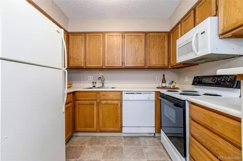 335 Wright St #107, Lakewood, CO 80228 photo 8