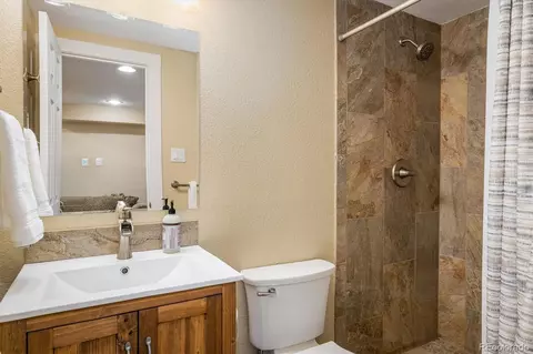 Bath - 19815 E Progress Ln, Centennial, CO 80015 photo 4 of 4