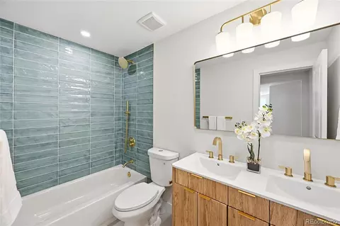 Bath - 250 3rd St, Frederick, CO 80530 photo 1 of 1