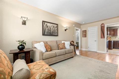 2925 Eudora St, Denver, CO 80207 photo 4