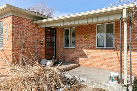 2925 Eudora St, Denver, CO 80207 photo 2