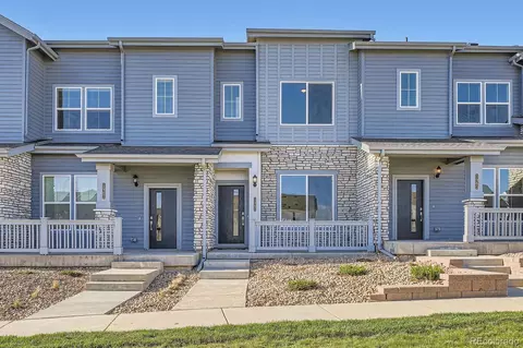 1965 S Haleyville Way, Aurora, CO 80018