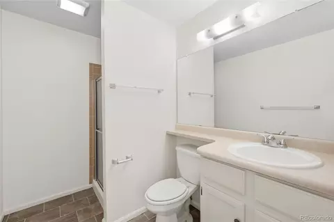Bath - 18010 E Pacific Pl, Aurora, CO 80013 photo 1 of 3