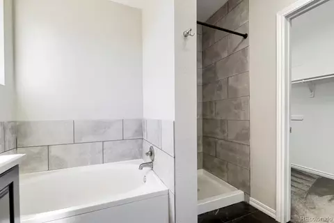 Bath - 3501 E 103rd Cir #A22, Thornton, CO 80229 photo 3 of 3