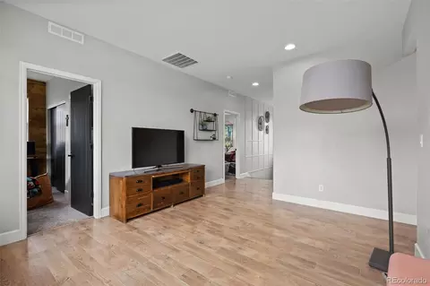 Entry Way - 7979 S Jackson Gap St, Aurora, CO 80016 photo 3 of 3
