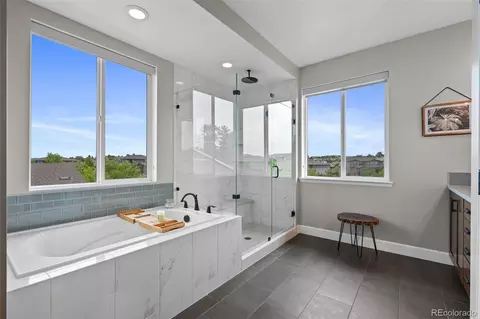 Bath - 7979 S Jackson Gap St, Aurora, CO 80016 photo 5 of 7