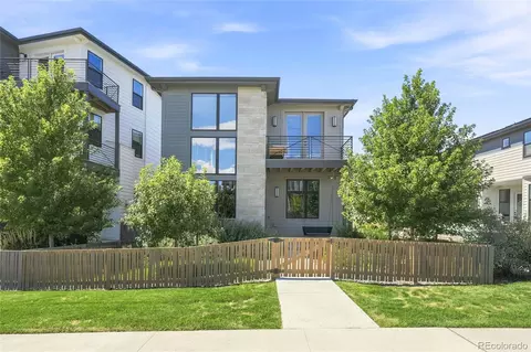Exterior - 21412 E 61st Dr, Aurora, CO 80019 photo 2 of 8