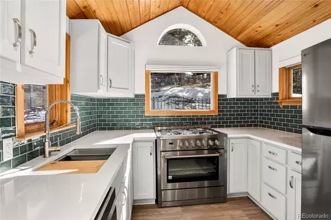 Kitchen - 4784 S Pine Rd, Evergreen, CO 80439 photo 1 of 2