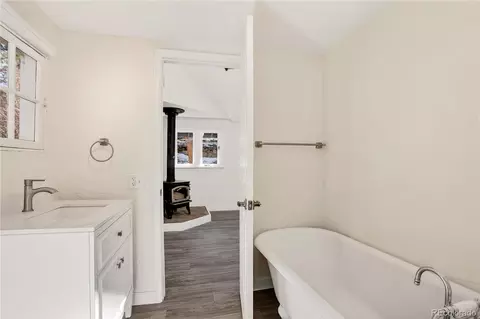 Bath - 4784 S Pine Rd, Evergreen, CO 80439 photo 1 of 1