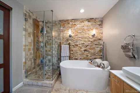 Bath - 5480 E 117th Ave, Thornton, CO 80233 photo 3 of 6