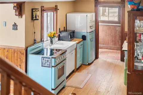 Kitchen - 82 Iris Dr, Bailey, CO 80421 photo 2 of 5