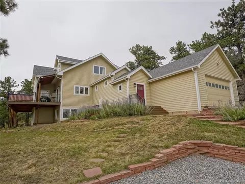 Exterior - 180 Valley View Ln, Lyons, CO 80540 photo 2 of 11