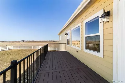 Exterior - 46757 E Harvard Ave, Bennett, CO 80102 photo 6 of 8
