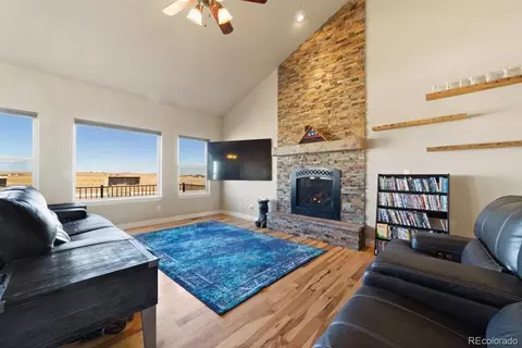 Bedroom - 46757 E Harvard Ave, Bennett, CO 80102 photo 1 of 7