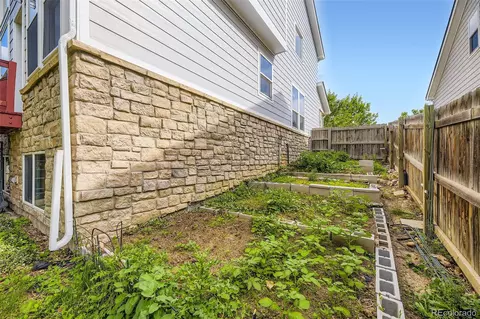 15649 E 7th Cir, Aurora, CO 80011 photo 27