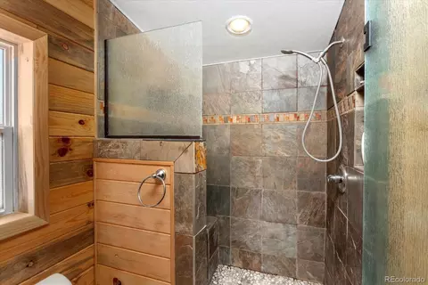 Bath - 5602 E Us Highway 50, Salida, CO 81201 photo 2 of 4