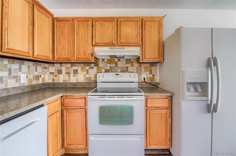 12294 E Berkeley Pl, Denver, CO 80239 photo 9