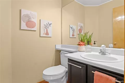 Bath - 19071 E Chenango Cir, Aurora, CO 80015 photo 1 of 5