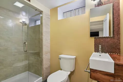 10595 E 23rd Ave, Aurora, CO 80010 photo 22