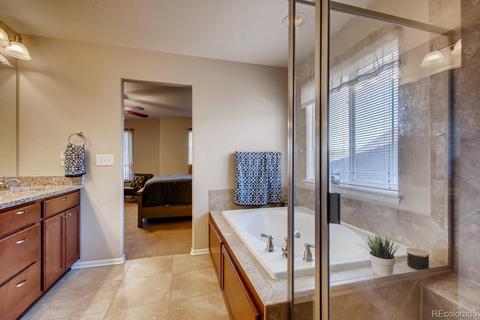 25562 E 5th Pl, Aurora, CO 80018 photo 9
