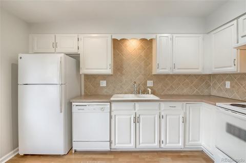 7121 E 11th Ave, Denver, CO 80220 photo 7