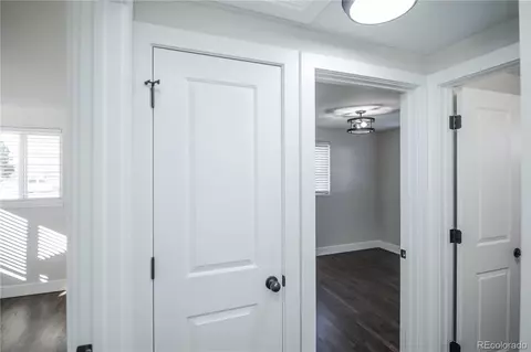 3330 Oneida St, Denver, CO 80207 photo 12