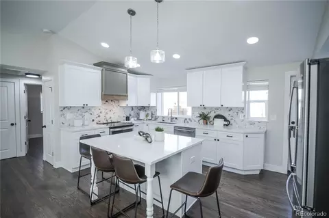 3330 Oneida St, Denver, CO 80207 photo 7