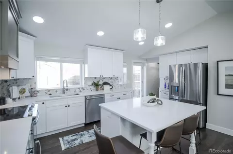 3330 Oneida St, Denver, CO 80207 photo 6