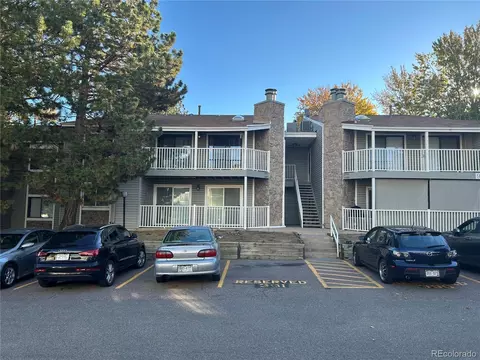 902 S Walden St #107, Aurora, CO 80017