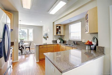 2621 Eudora St, Denver, CO 80207 photo 8