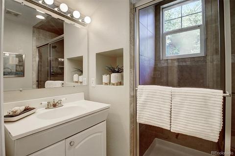 2621 Eudora St, Denver, CO 80207 photo 28