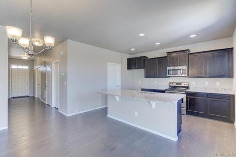 5564 Sageleaf Ct, Brighton, CO 80601 photo 2