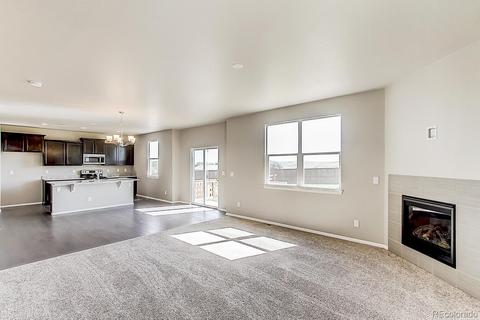 5564 Sageleaf Ct, Brighton, CO 80601 photo 4