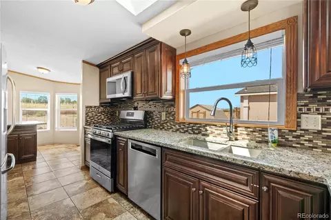 4892 Barron Cir, Longmont, CO 80504 photo 9