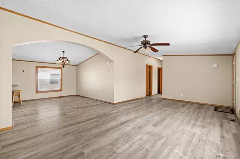 4892 Barron Cir, Longmont, CO 80504 photo 5