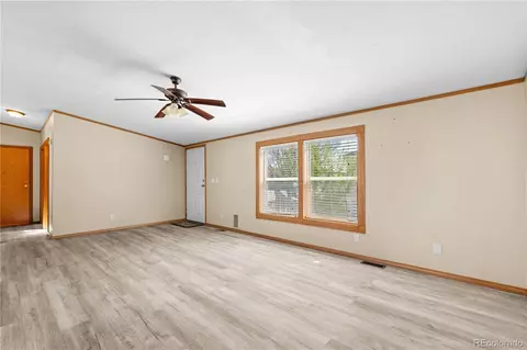 4892 Barron Cir, Longmont, CO 80504 photo 6