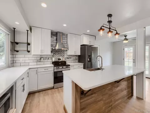 Kitchen - 17541 E Whitaker Dr, Aurora, CO 80015 photo 1 of 5