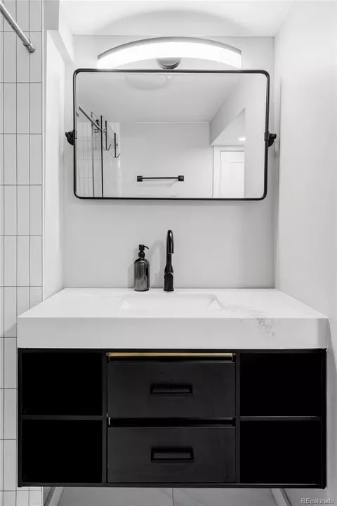 Bath - 6470 Xavier Ct, Arvada, CO 80003 photo 6 of 7