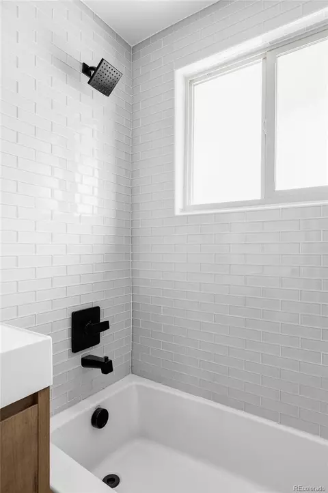 Bath - 6470 Xavier Ct, Arvada, CO 80003 photo 5 of 7