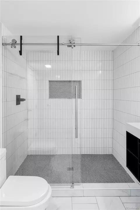 Bath - 6470 Xavier Ct, Arvada, CO 80003 photo 7 of 7