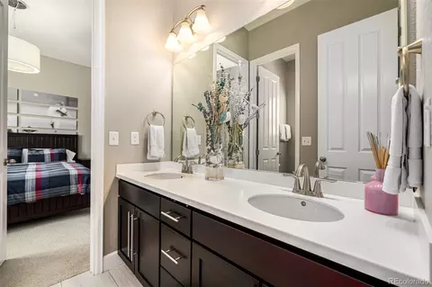 Bath - 27675 E Moraine Dr, Aurora, CO 80016 photo 3 of 4