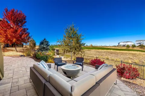 Exterior - 27675 E Moraine Dr, Aurora, CO 80016 photo 7 of 8