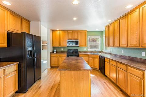 3580 E 100th Ct, Thornton, CO 80229 photo 4