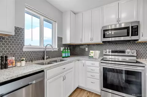 1589 S Lewiston St, Aurora, CO 80017
