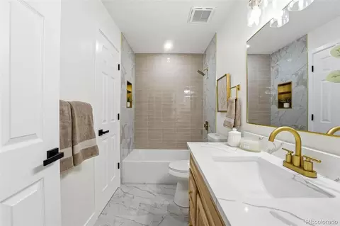 Bath - 7217 W 79th Dr, Arvada, CO 80003 photo 1 of 3