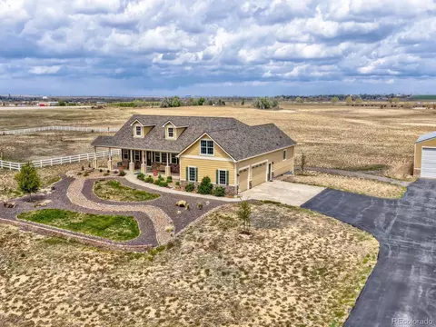34623 E 10th Dr, Watkins, CO 80137