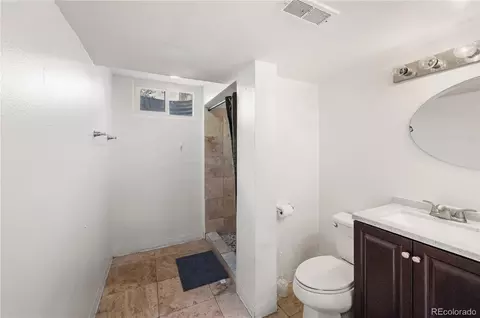 Bath - 12445 E 6th Pl, Aurora, CO 80011 photo 4 of 4